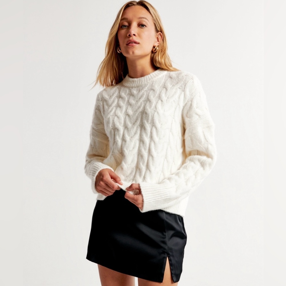 Cable Wedge Crew Sweater from Abercrombie- Medium